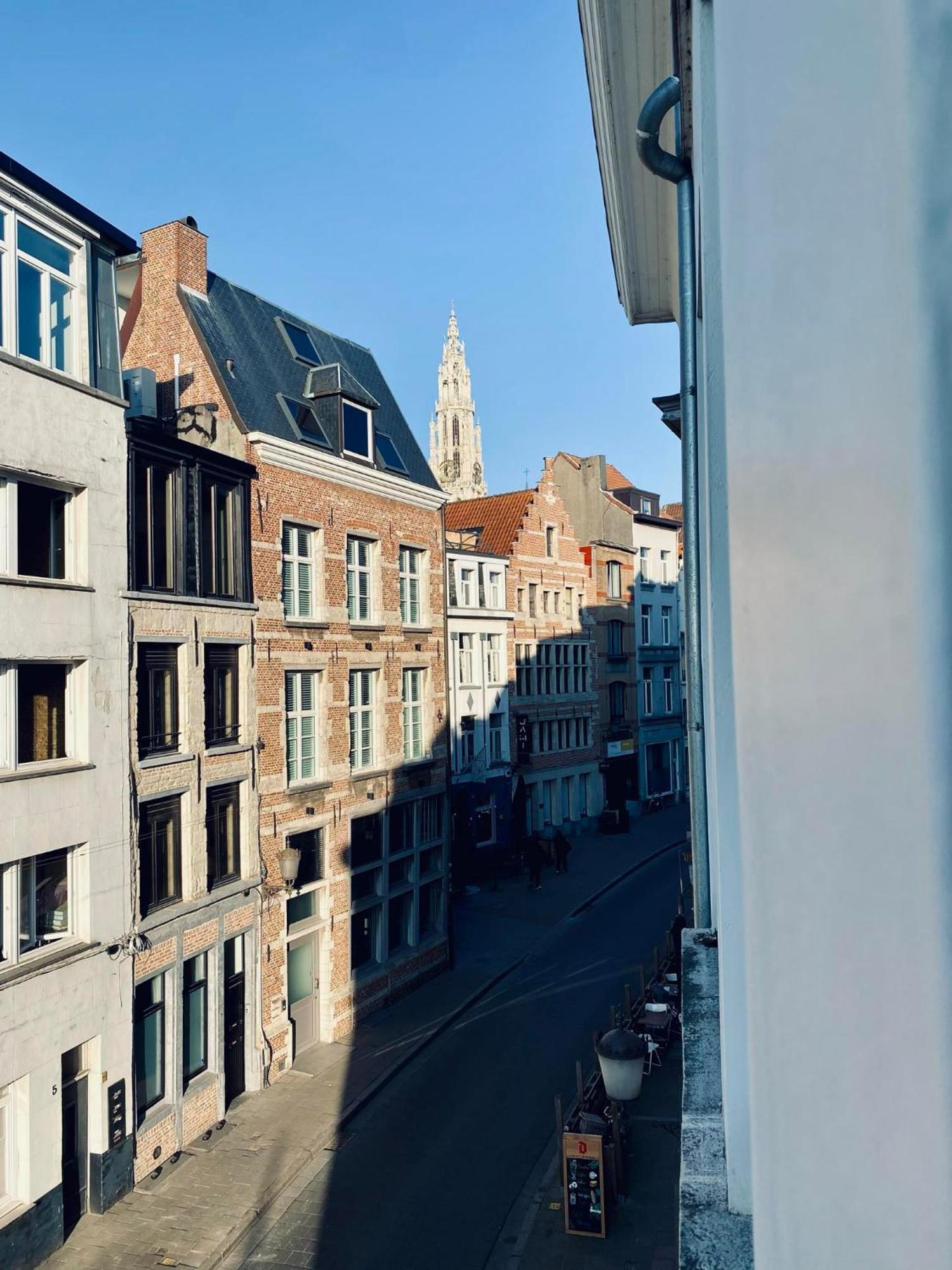 Mystic'S Lodge Antwerp Luaran gambar